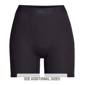 SKIMS // Cotton Rib Boxer // Soot 🖤